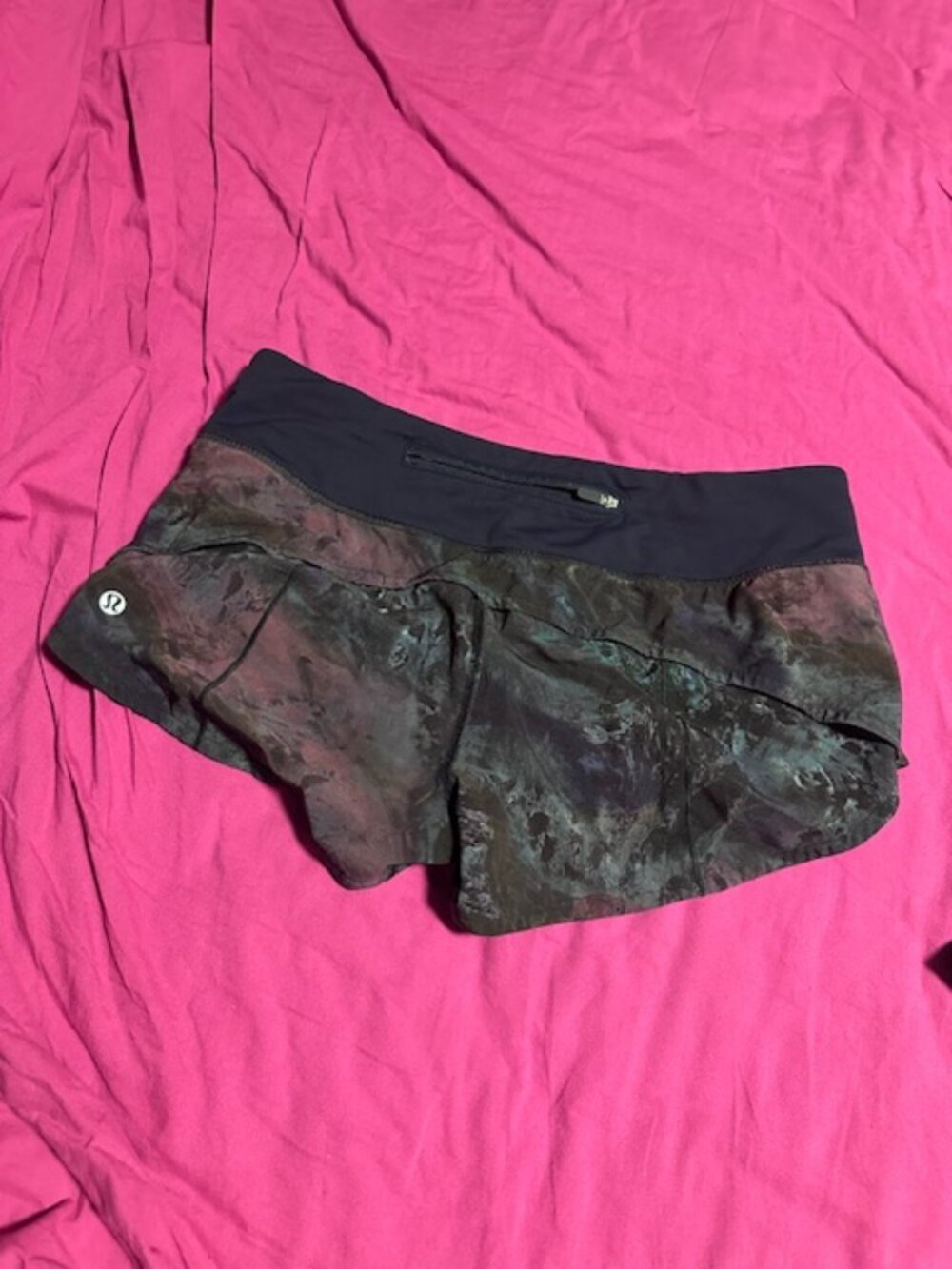 Lululemon Radiant Multi speed shorts size 6